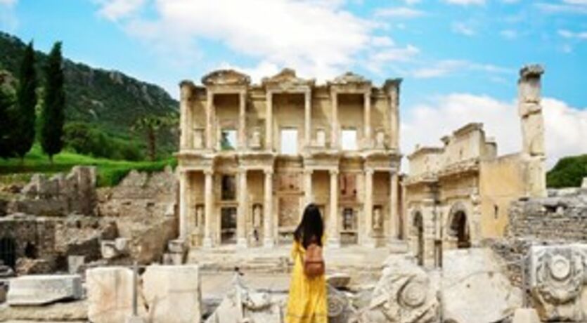 EFES ANTİK KENTİNİ AİLEM İLE GEZMEK İSTİYORUM
