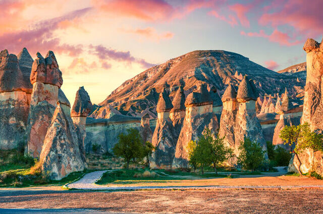 Test  Tur: Kapadokya'yı Kuşadası Tours ile Keşfet!