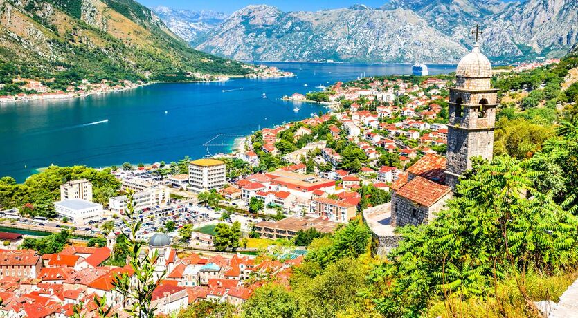 Uçaklı ... Vizesiz Balkanlar - Doğa birarada. Saraybosna gidiş - dönüş ( 7 gece konaklama )