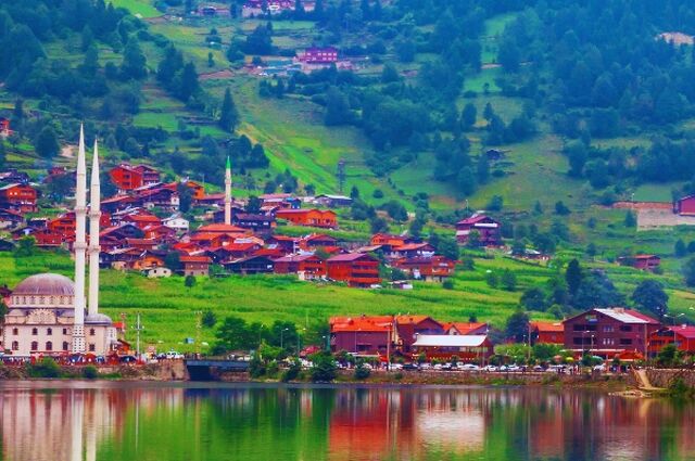 Uçaklı Karadeniz ve Yaylalar  ( 4 gece konaklama ) 